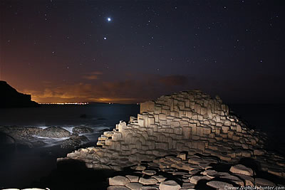 Giant's Causeway Planets, Zodiacal Light & Faint Aurora